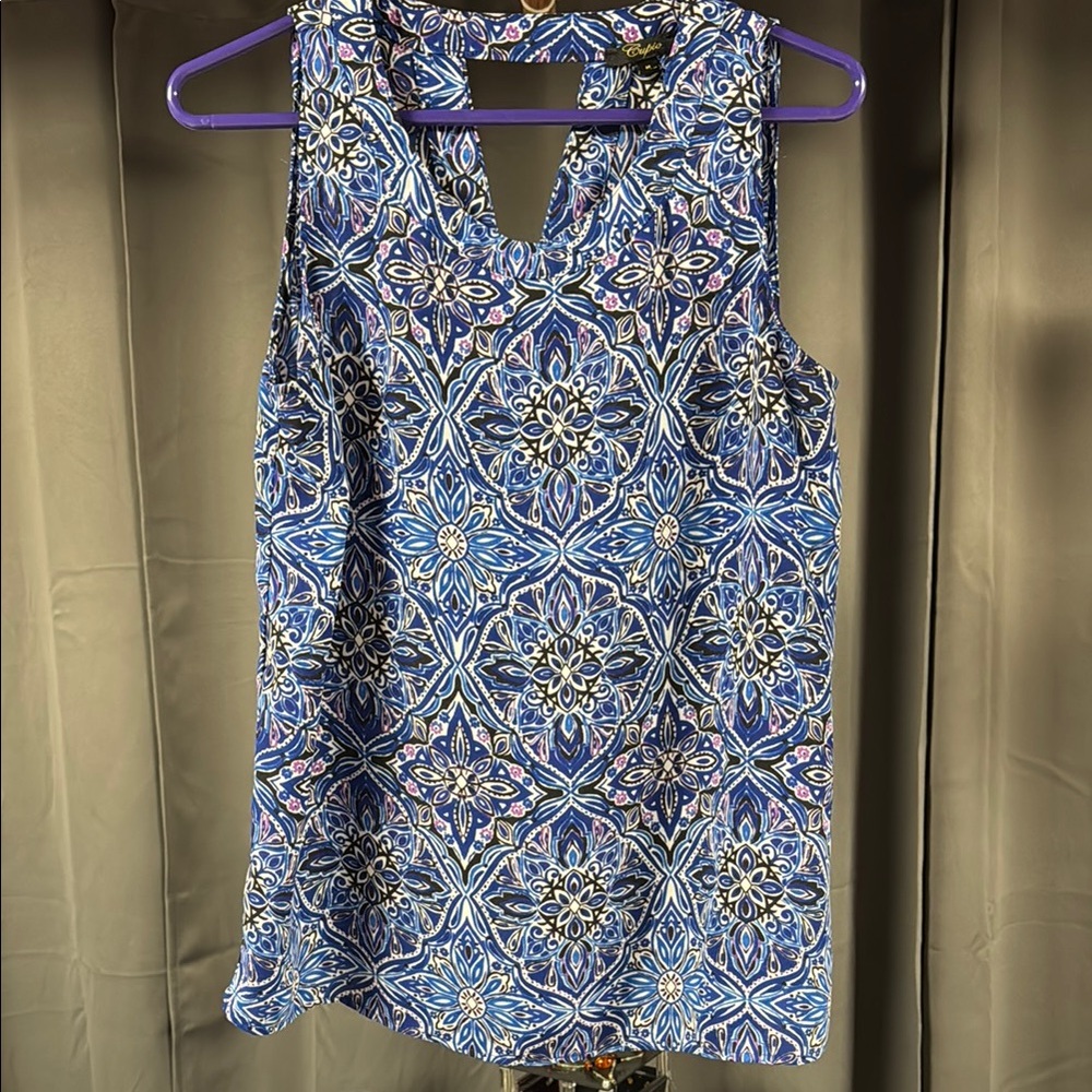Cupio Blue, White & Purple Graphic Cut Out Tank Top